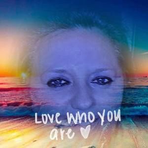 Meet your Posher, Marie